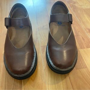 Classic Brown Womens Dress Shoes